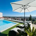 Apartmán Pombal - Pool & Views *
