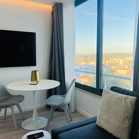 Pombal - Pool & Views