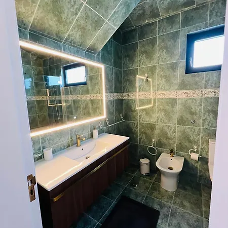 Pombal - Pool & Views Apartment Tomar