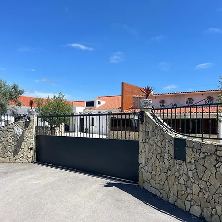 Pombal - Pool & Views * Tomar