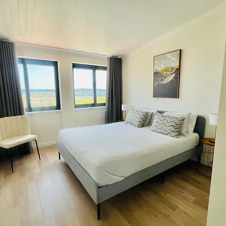 Apartament Pombal - Pool & Views Tomar