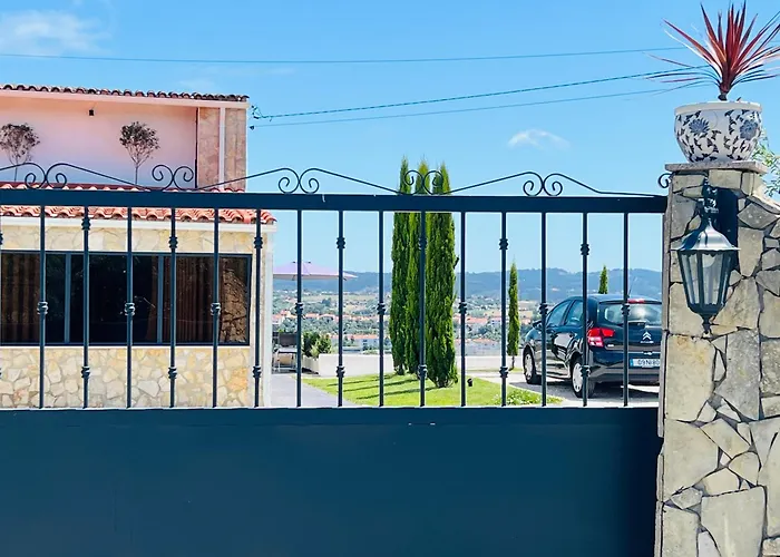 Pombal - Pool & Views