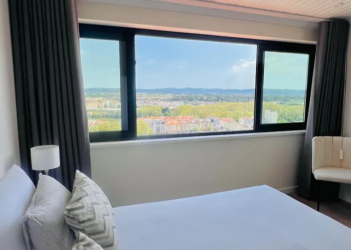 Pombal - Pool & Views * Tomar